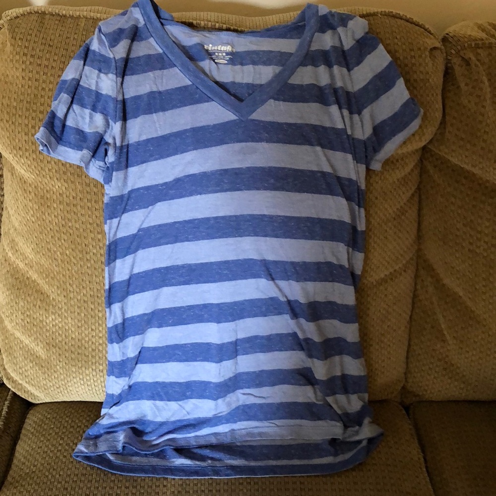 Striped V-neck tee shirt